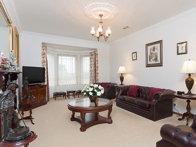 10 Silverwood Drive, Mount Barker SA 5251