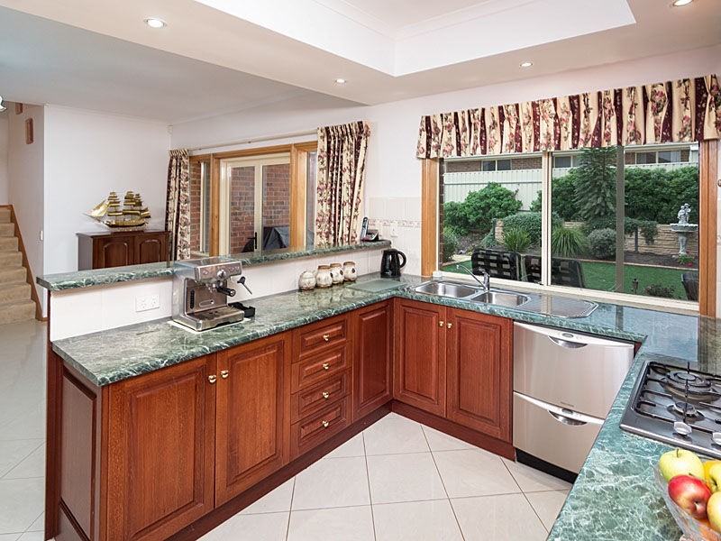 10 Silverwood Drive, Mount Barker SA 5251