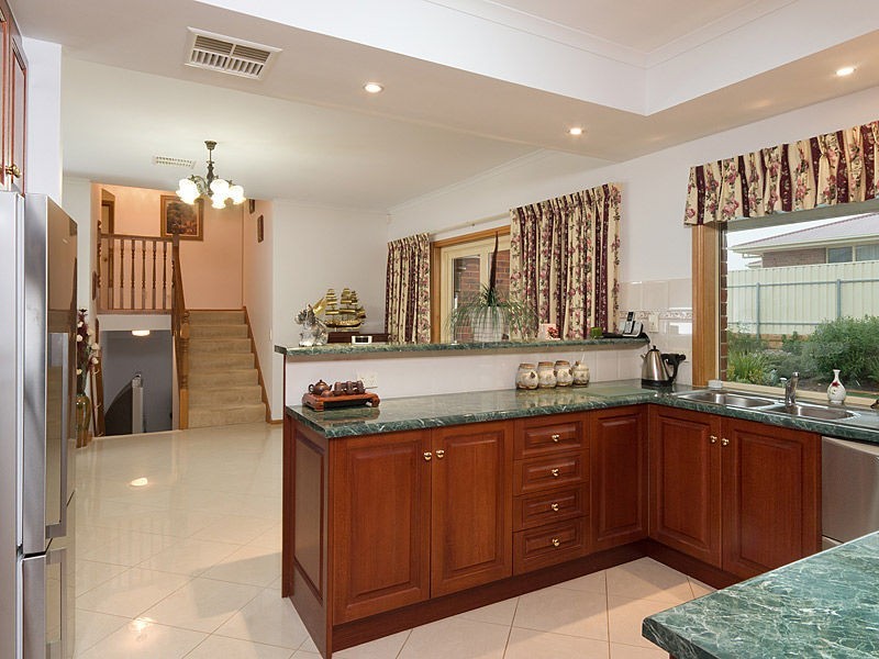 10 Silverwood Drive, Mount Barker SA 5251