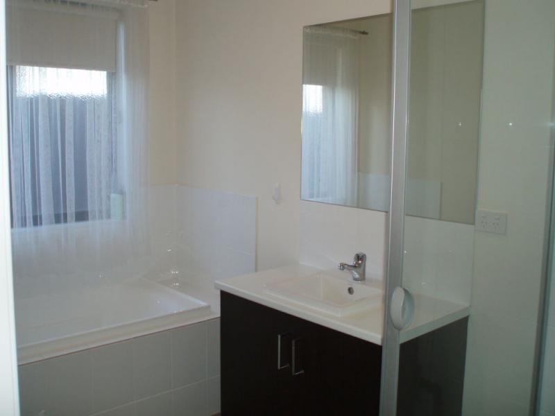 2/30 South Terrace, Nairne SA 5252