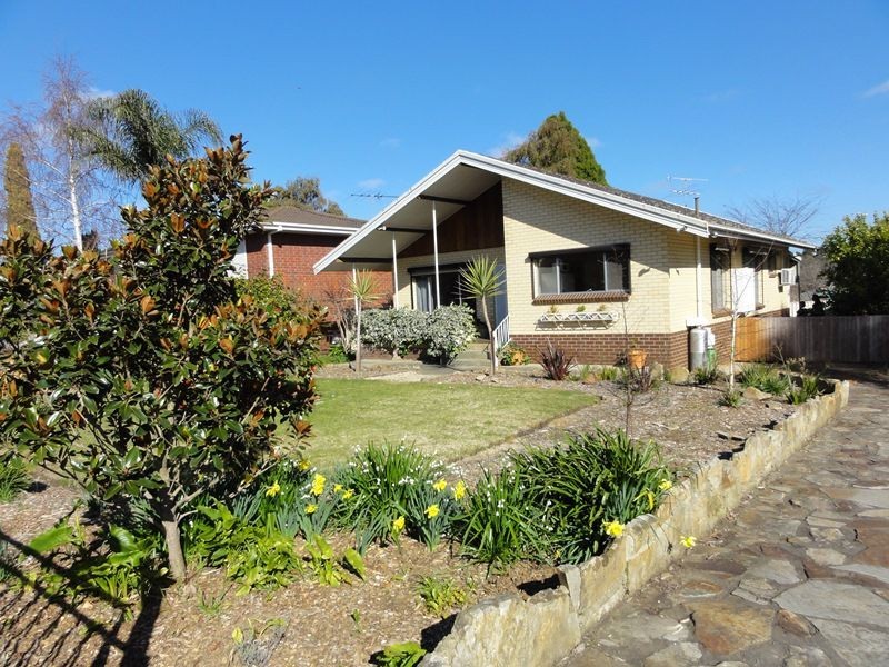 26 Victoria Road, Mount Barker SA 5251