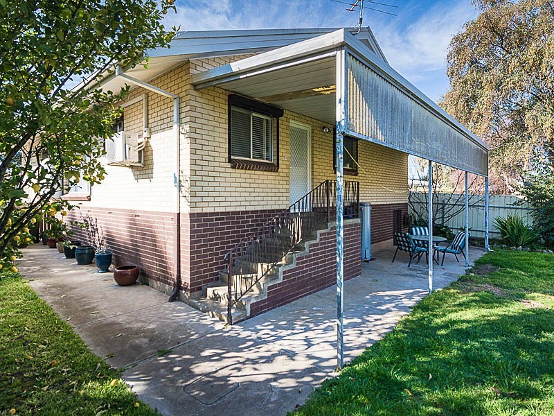 26 Victoria Road, Mount Barker SA 5251