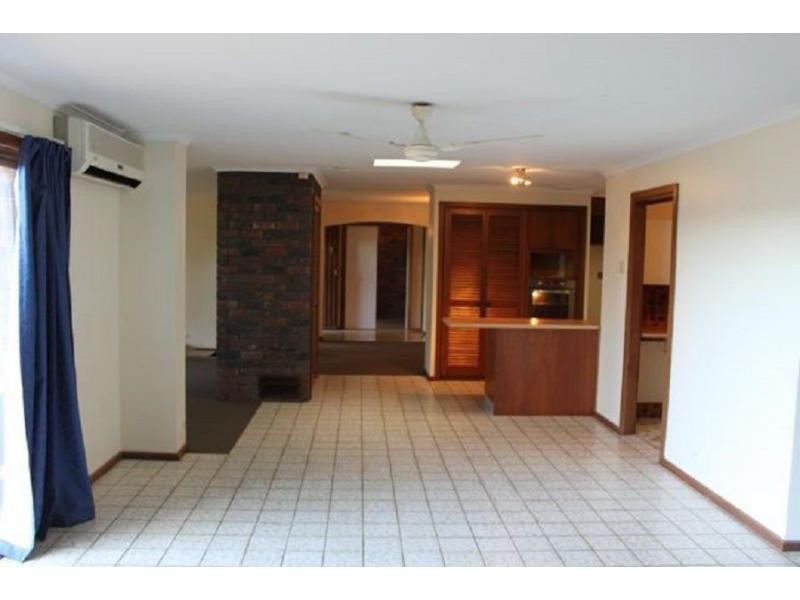 9 Hadleigh Rise, Upper Sturt SA 5156