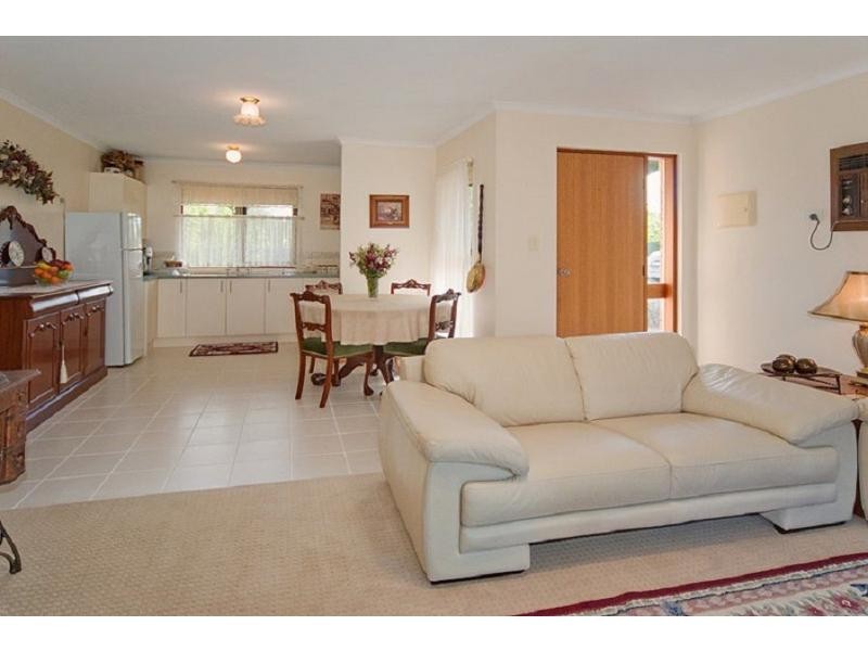 1/9A Victoria Road, Mount Barker SA 5251