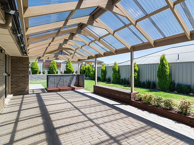 74 Douglas Drive, Mount Barker SA 5251