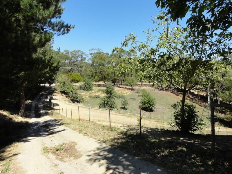 47 Debneys Road, Norton Summit SA 5136