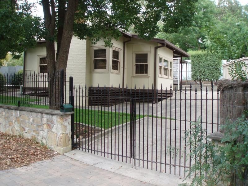 24 Johnson Parade, Blackwood SA 5051