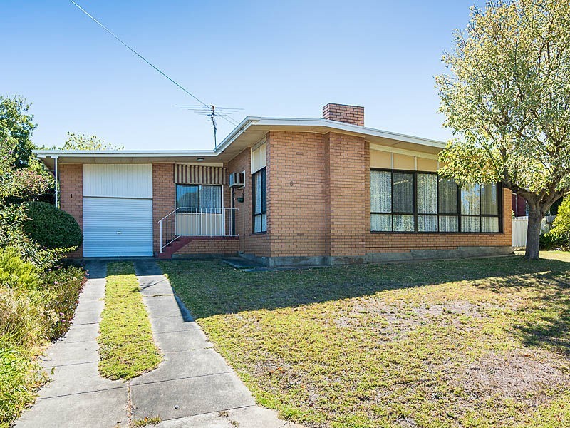 6 Coronation Road, Mount Barker SA 5251