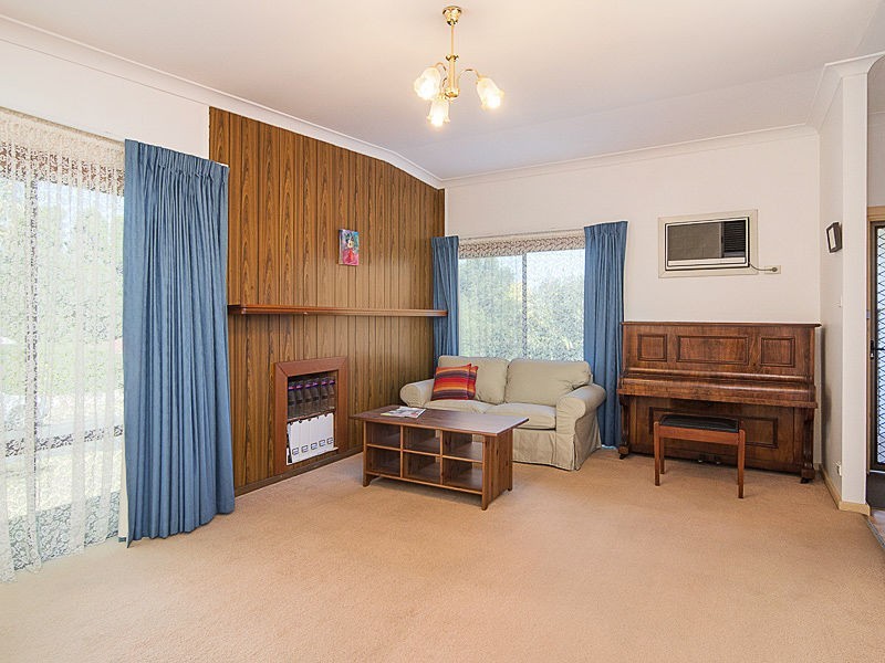 6 Coronation Road, Mount Barker SA 5251