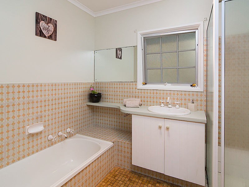 43 First Avenue, Bridgewater SA 5155