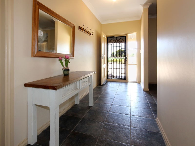 85 Park Way, Murray Bridge South SA 5253