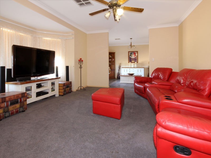 85 Park Way, Murray Bridge South SA 5253