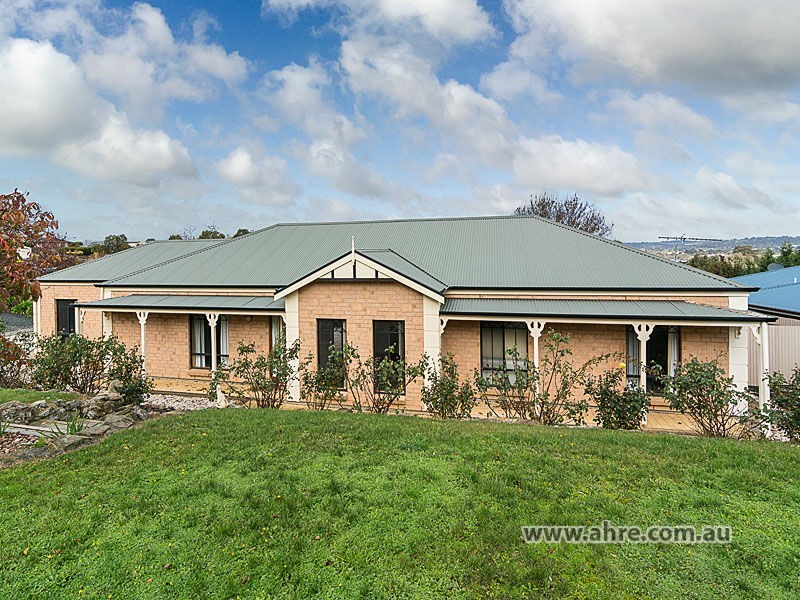 11a Duncan Crescent, Mount Barker SA 5251