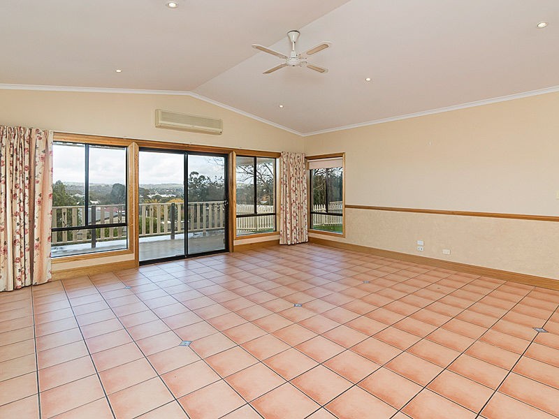 11a Duncan Crescent, Mount Barker SA 5251