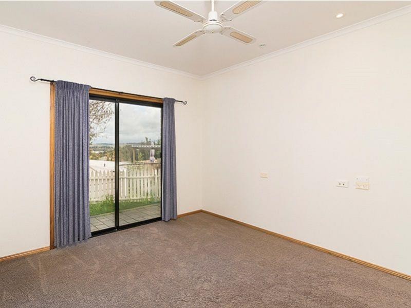 11a Duncan Crescent, Mount Barker SA 5251