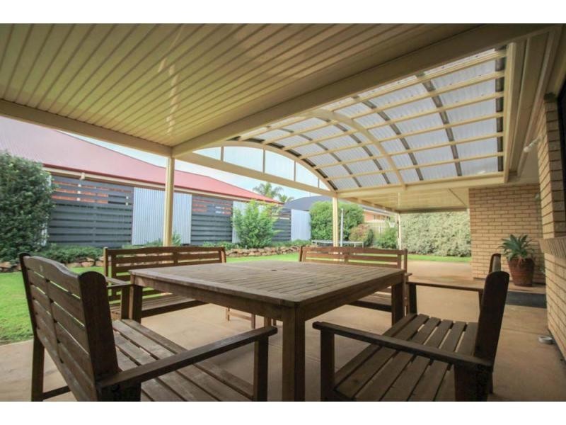 12 Rose Crescent, Mclaren Flat SA 5171