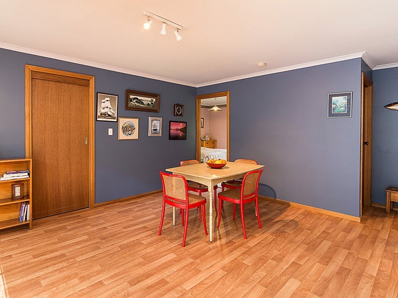 22 Cave Avenue, Bridgewater SA 5155