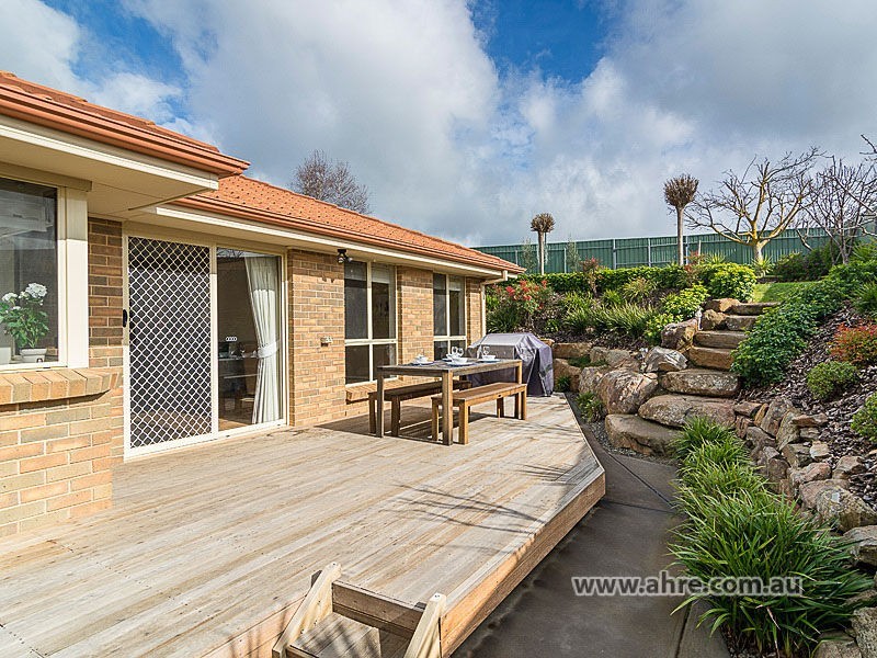 16 Lorikeet Road, Mount Barker SA 5251