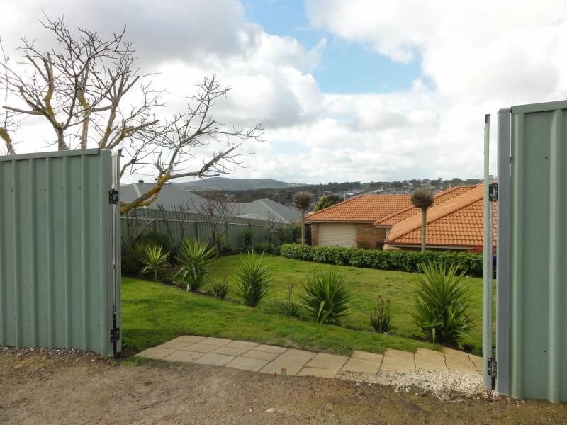 16 Lorikeet Road, Mount Barker SA 5251