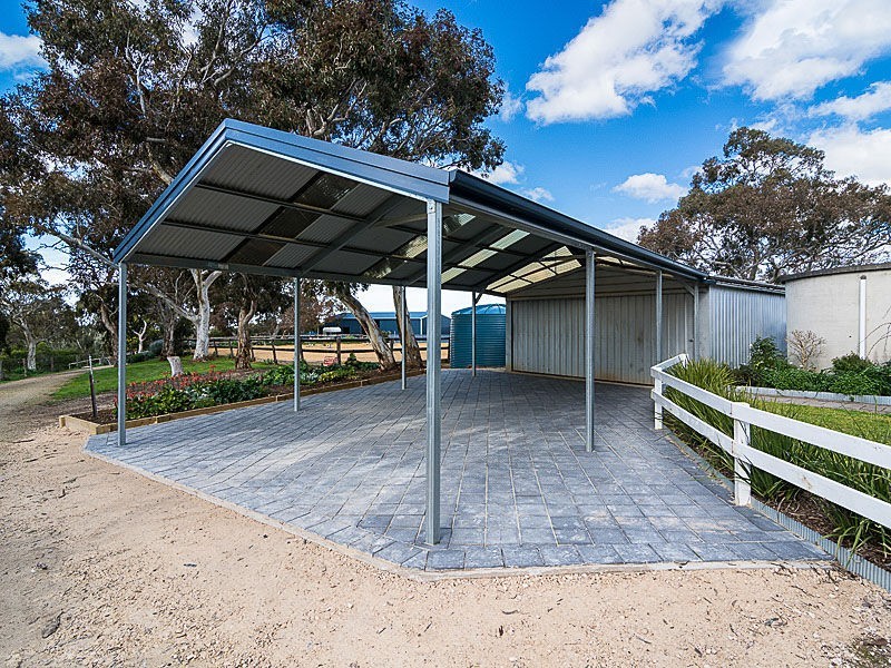 2515 Strathalbyn Rd, Macclesfield SA 5153