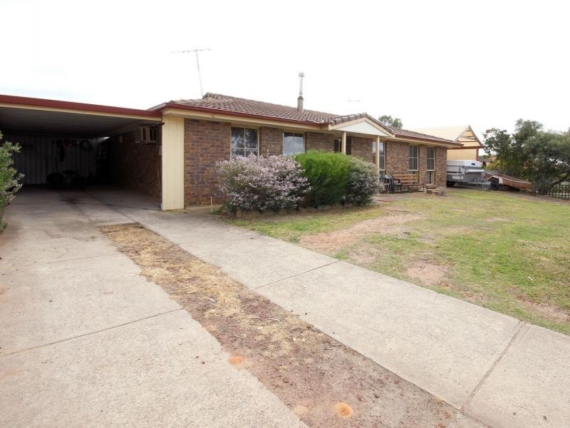 311 Adelaide Road St, Murray Bridge SA 5253