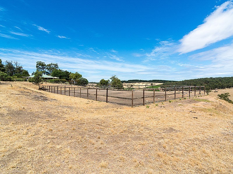 12 Valley Road, Prospect Hill SA 5201