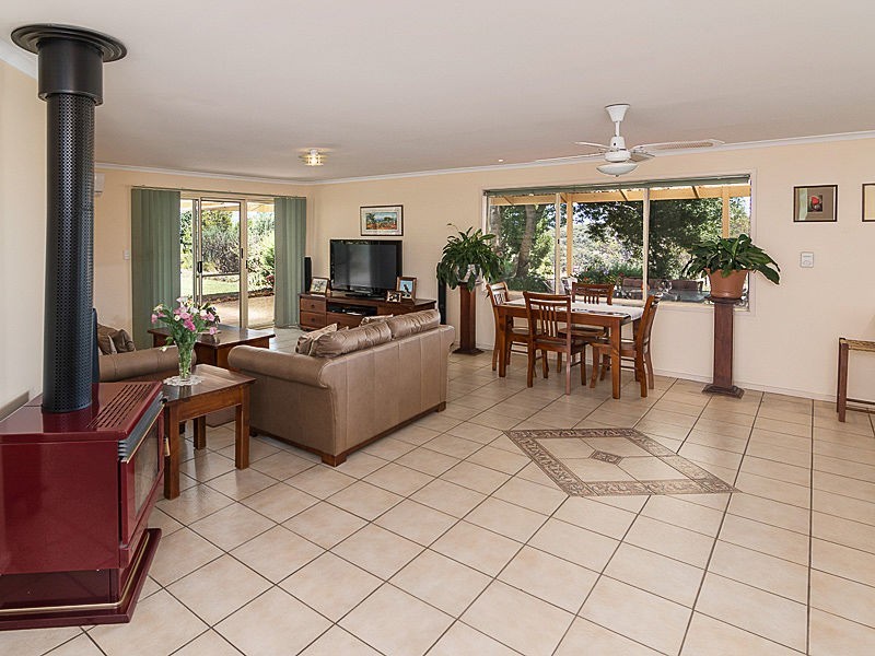 12 Valley Road, Prospect Hill SA 5201