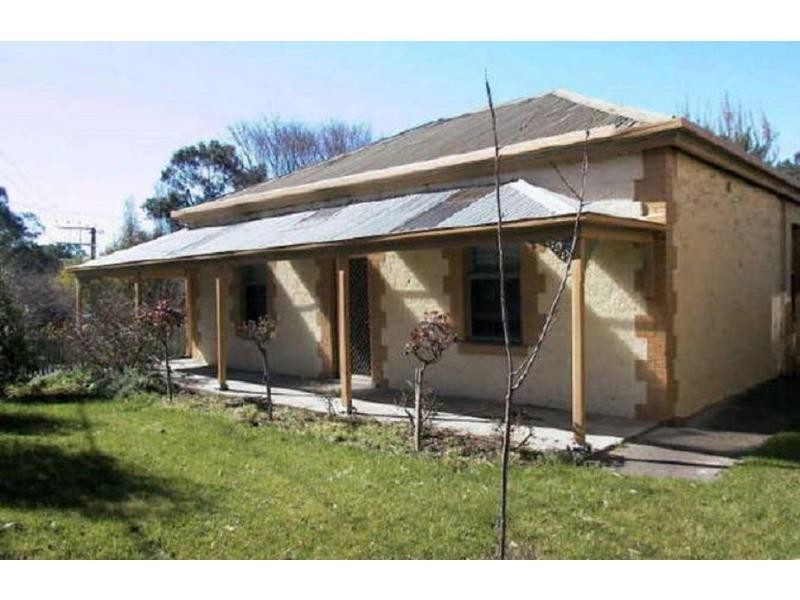 2 Adelaide Road, Mount Barker SA 5251