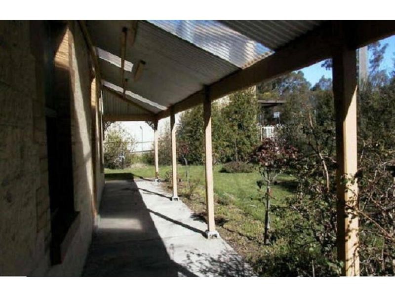 2 Adelaide Road, Mount Barker SA 5251