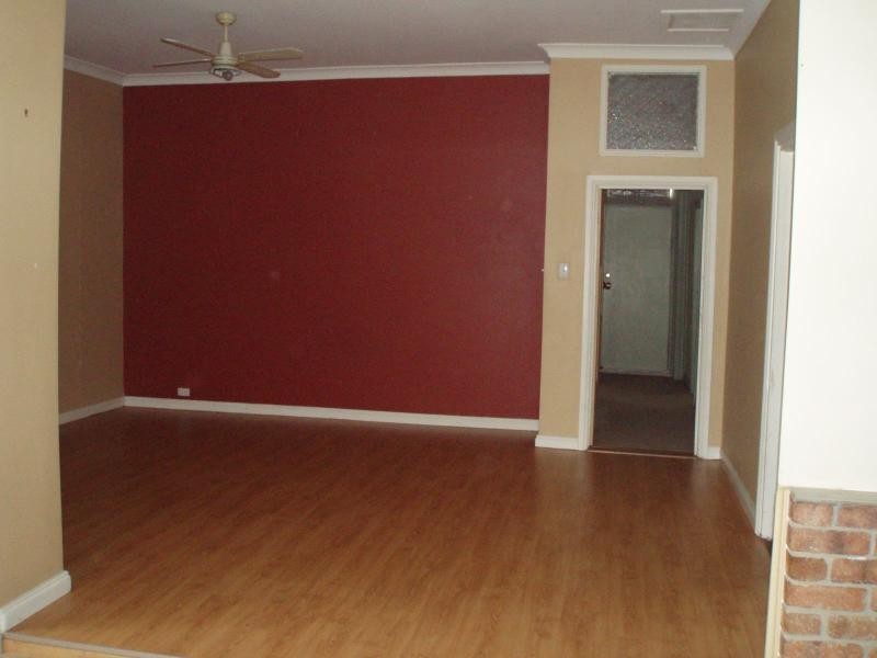 2 Adelaide Road, Mount Barker SA 5251