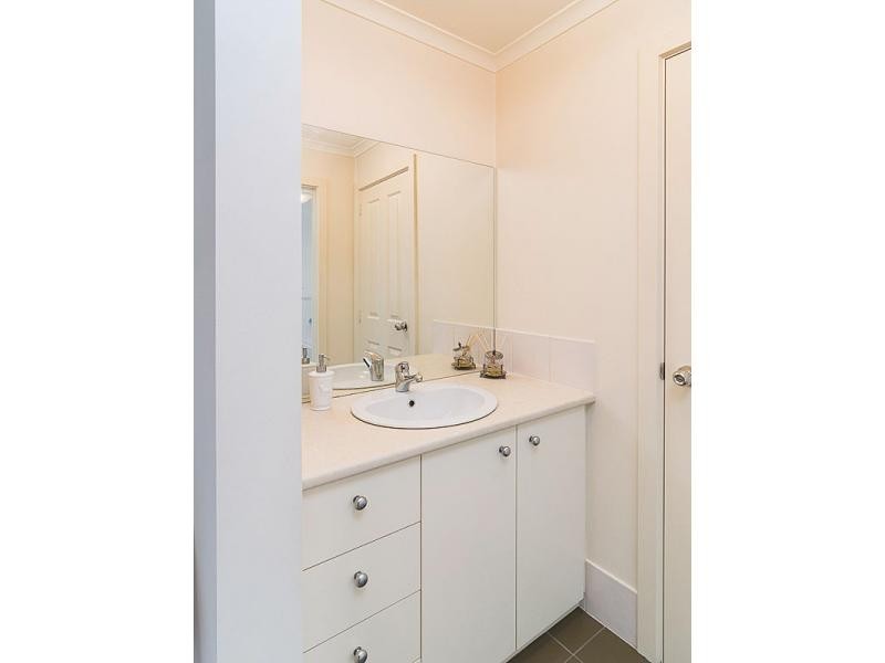 2 Bartholomew Avenue, Lobethal SA 5241