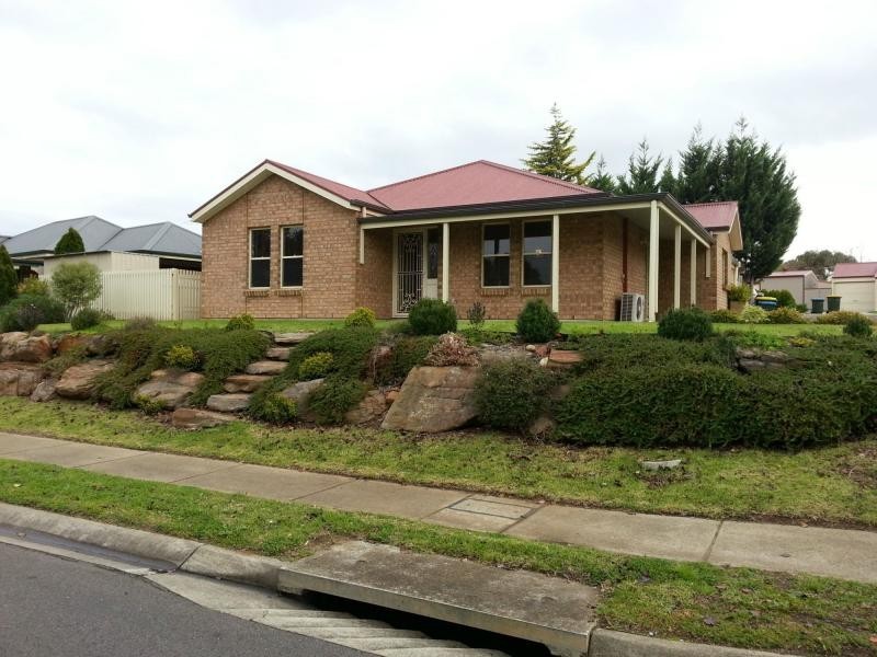 1 Pullman Court, Mount Barker SA 5251