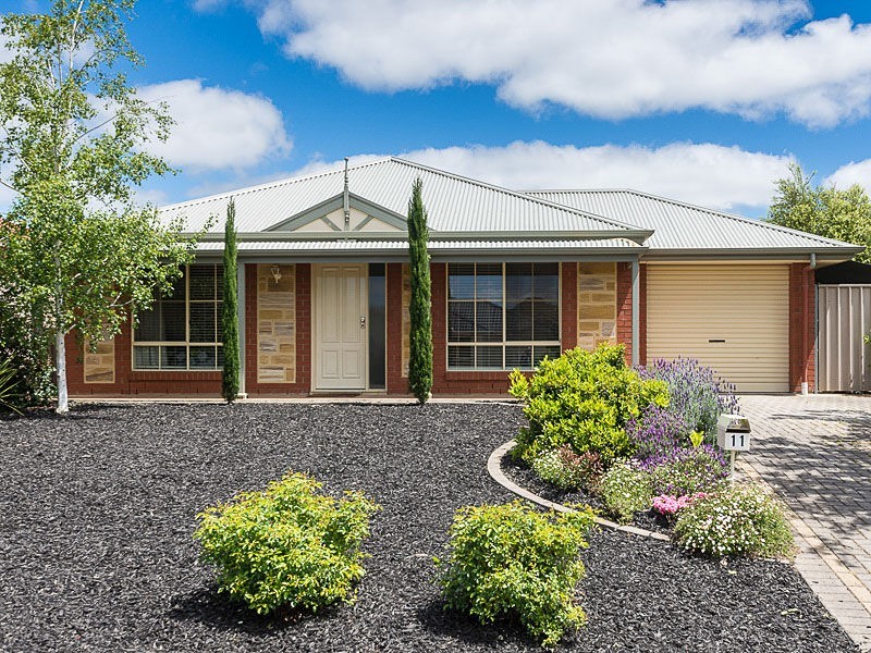 11 Dawson Street, Mount Barker SA 5251