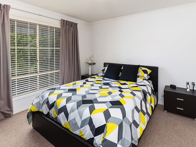 11 Dawson Street, Mount Barker SA 5251