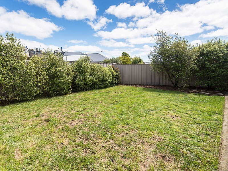 11 Dawson Street, Mount Barker SA 5251