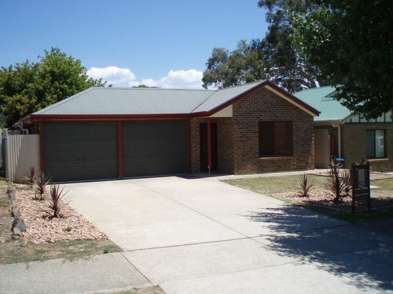 5A Sawyer Crescent St, Mount Barker SA 5251