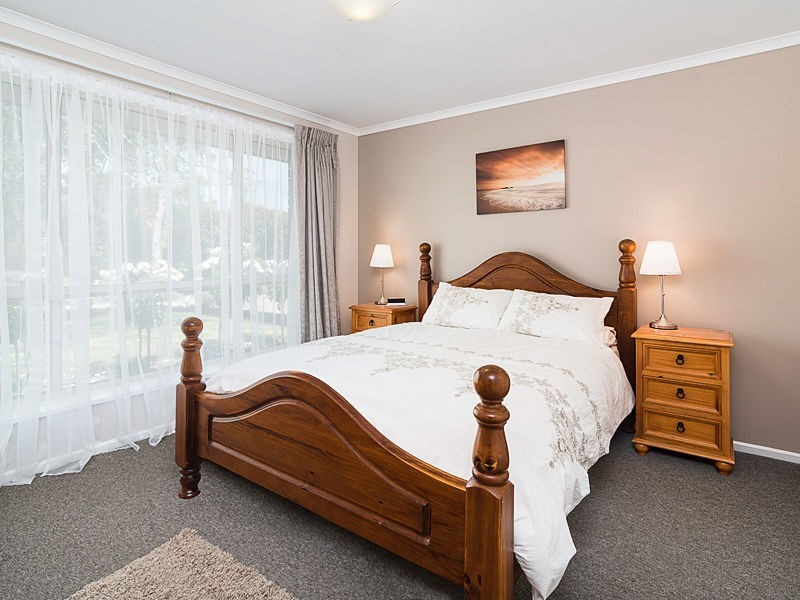 6 Montrose Avenue, Strathalbyn SA 5255