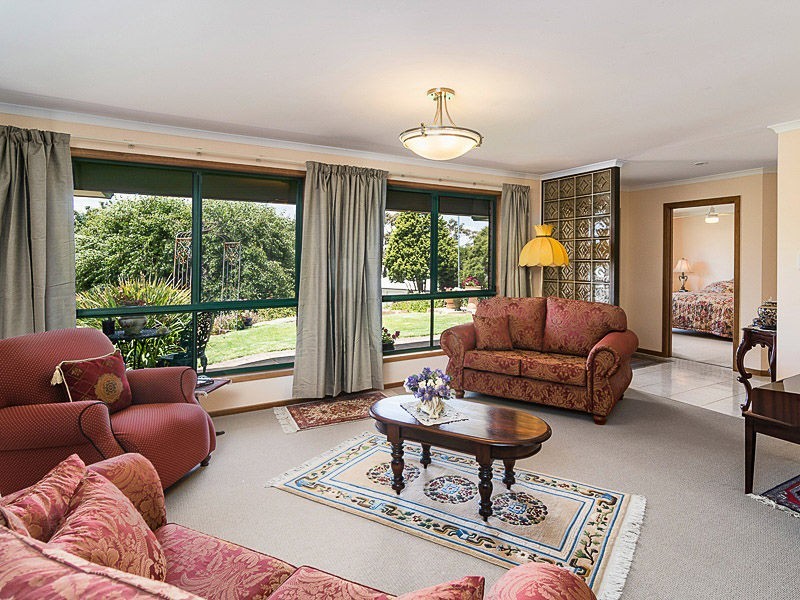 15 Correa Court, Mount Barker SA 5251