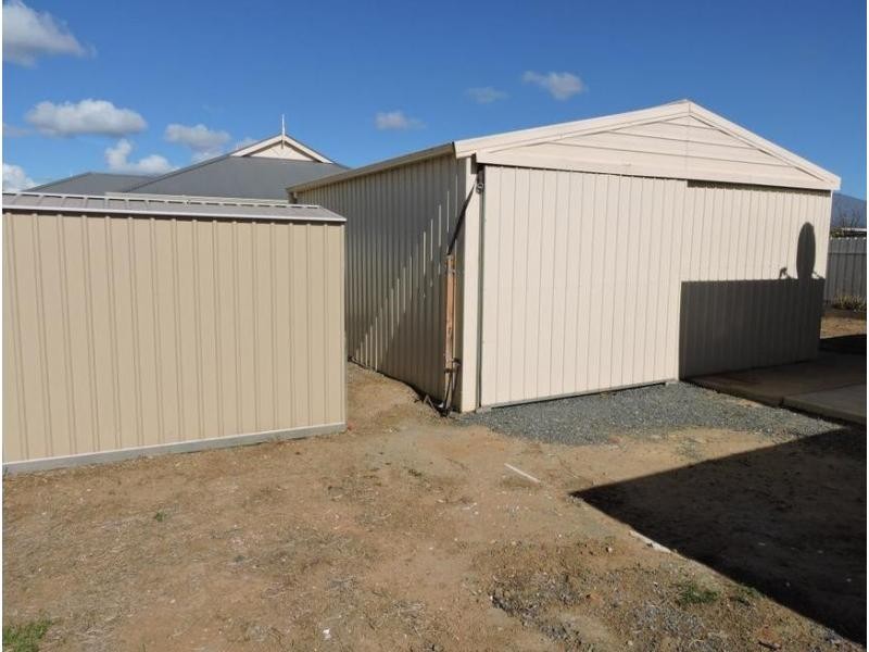 12 Lyric Close, Murray Bridge SA 5253