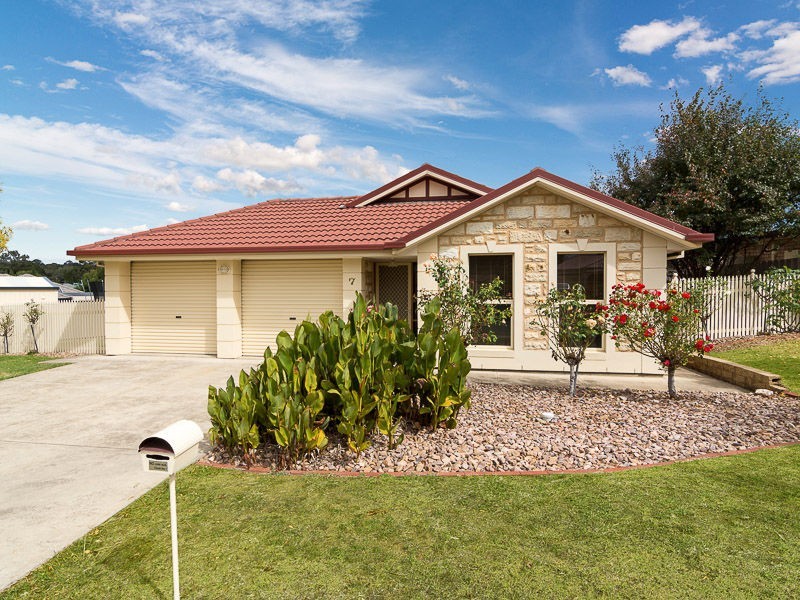 7 Green Avenue St, Mount Barker SA 5251