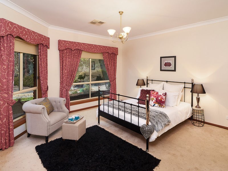 5 Tate Avenue St, Mount Barker SA 5251