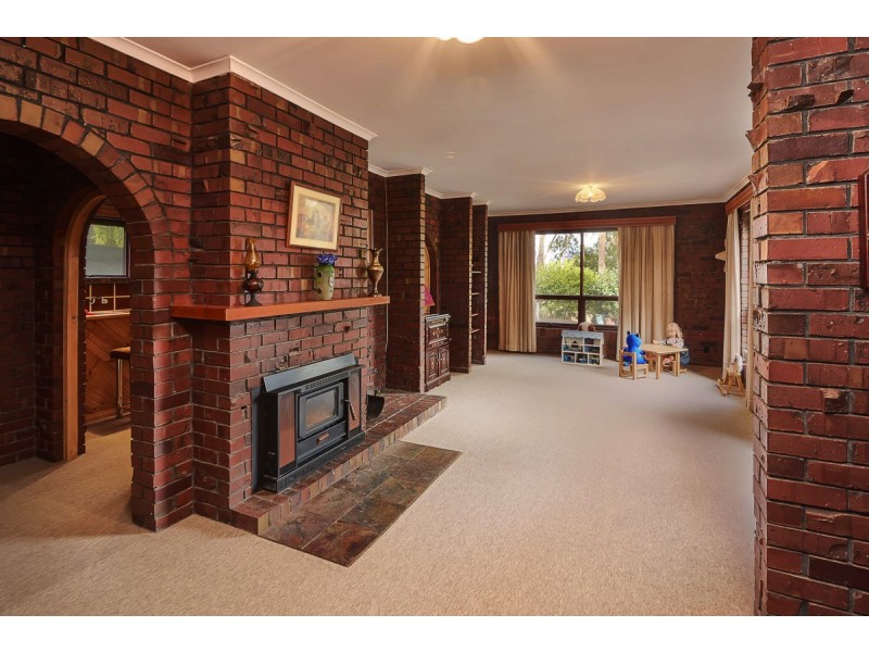 10 Shurdington Road, Crafers SA 5152