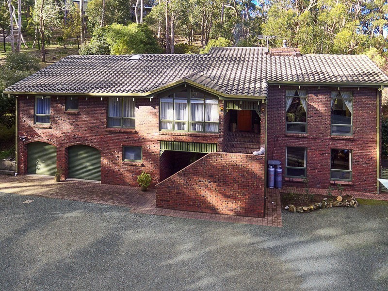 10 Shurdington Road, Crafers SA 5152