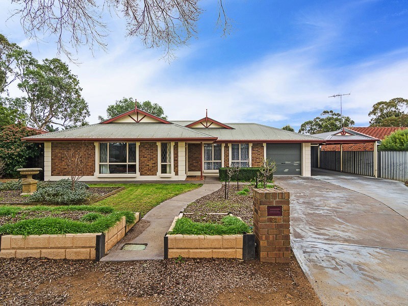 34 Parker Ave, Strathalbyn SA 5255