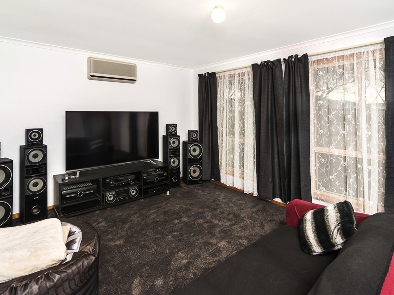 34 Parker Ave, Strathalbyn SA 5255