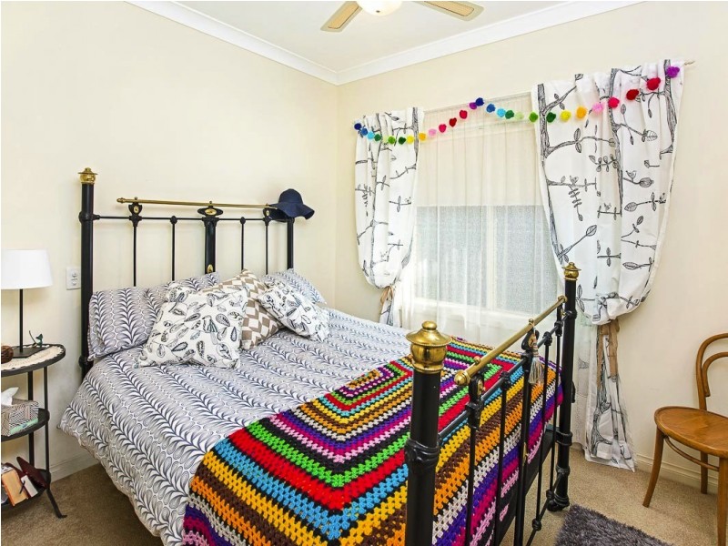 16 Strathoak Crescent, Strathalbyn SA 5255