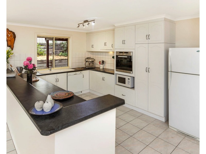 11 Correa Court, Mount Barker SA 5251