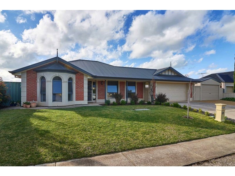 26 Strathmont Dr, Strathalbyn SA 5255