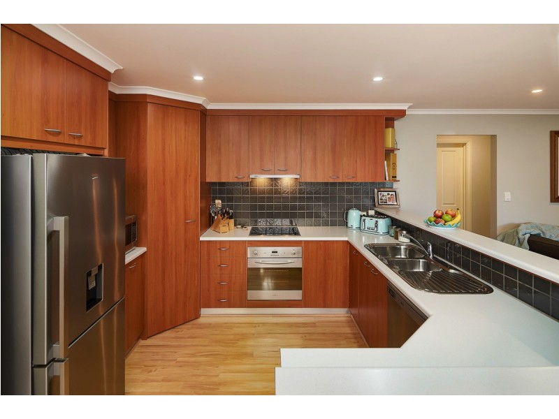 26 Strathmont Dr, Strathalbyn SA 5255