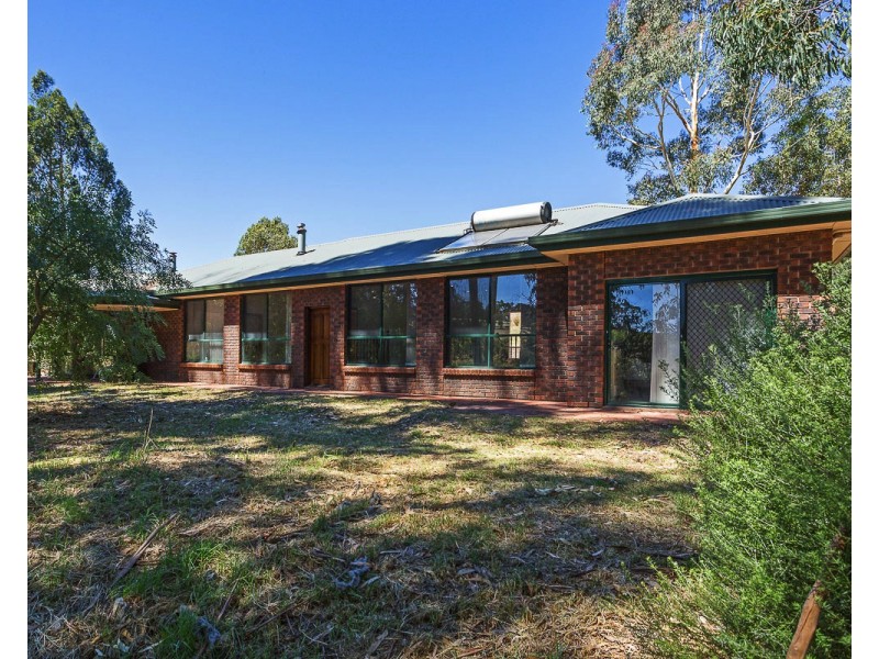 64 Tregarthen Rd, Summertown SA 5141